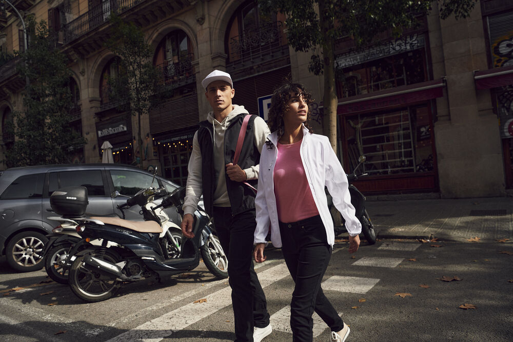 0200911_0200915_ClassicSoftshellVest_ClassicSoftshellJacket_ss25