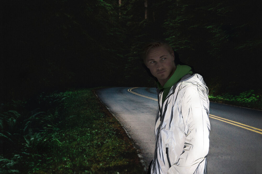 020964_IMaw16_HardyReflective001