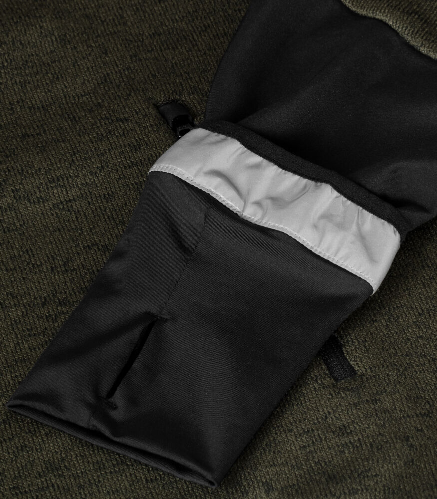 023946-75_Haines_FogGreen_closeup1