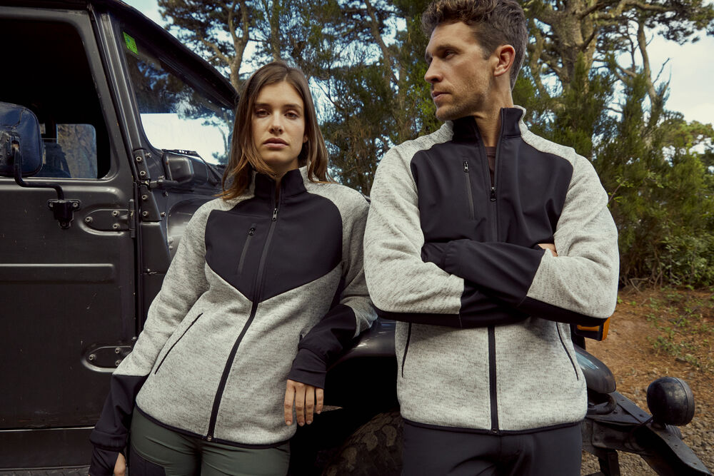 023946_023947_ss22_3