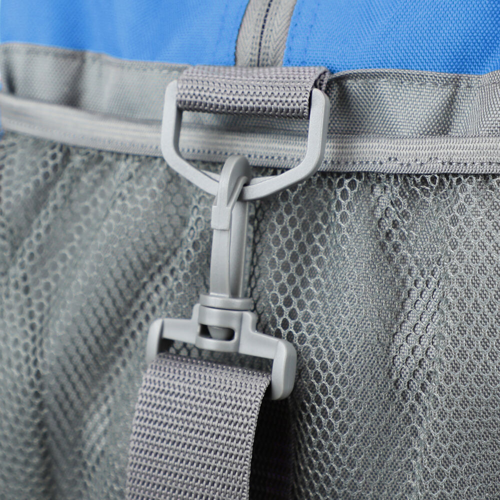 1582005-743_sportbaglarge_blue_closeup