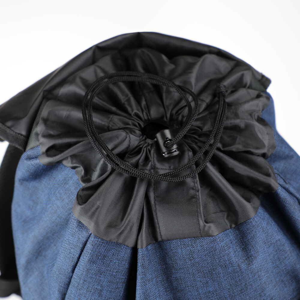 1582502-867_melangebackpack_navy_closeup1