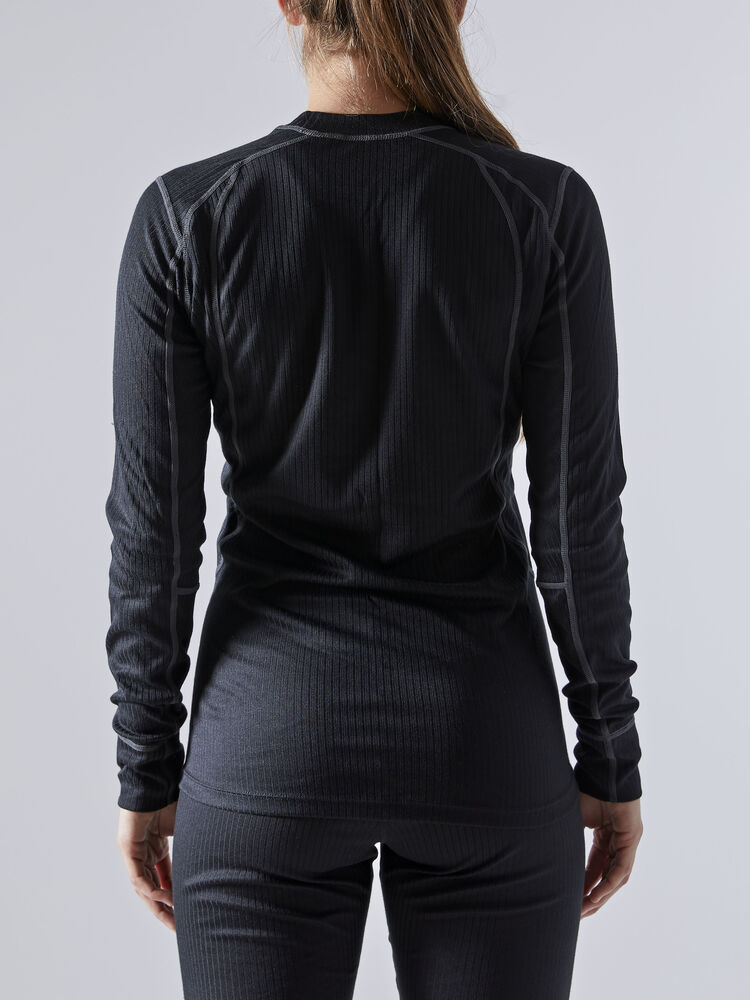 1905331-999985_Baselayer-Set_Closeup2