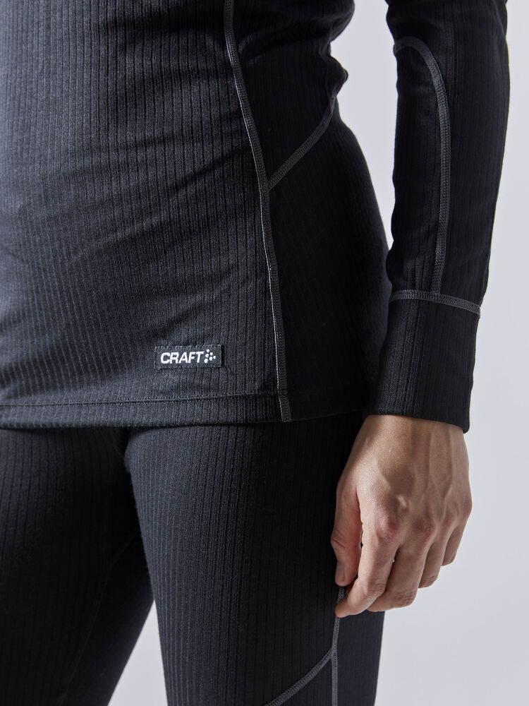 1905331-999985_Baselayer-Set_Closeup3