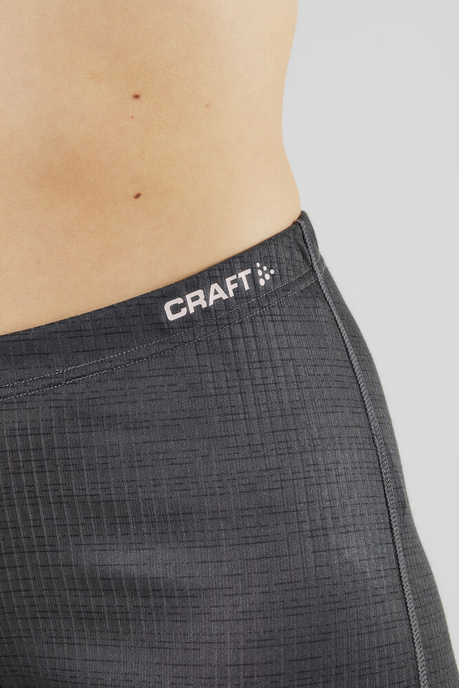 1905331_975704_Baselayer-Set_C7