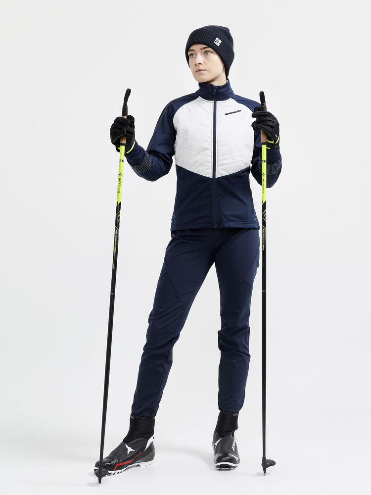 1906493-396000_Glide-Pants-W_Closeup5