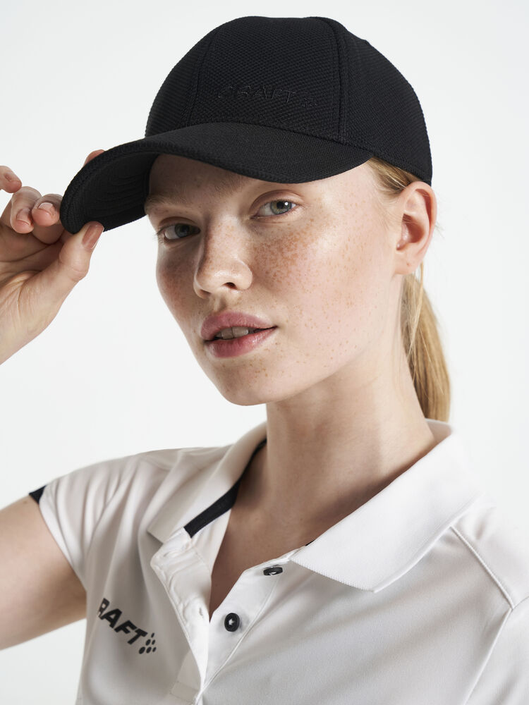 1908244-999000_Pro-Control-Impact-Cap_Closeup1