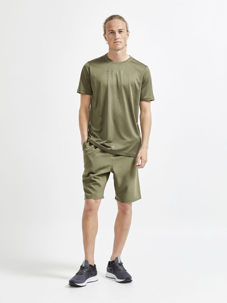 1908735-664000_Core-Essence-Relaxed-Shorts_Closeup4