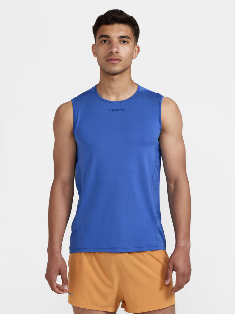 1908752-379000_ADV-Essence-SL-Tee-M_Closeup1