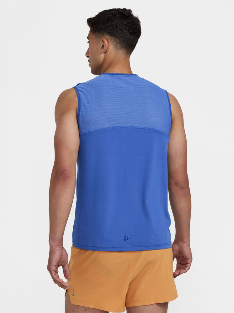 1908752-379000_ADV-Essence-SL-Tee-M_Closeup2