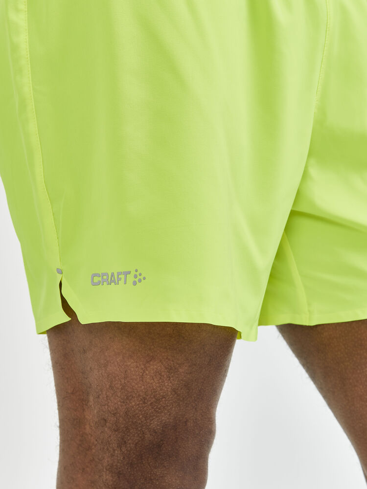 1908763-851000_ADV-Essence-5-Inch-Stretch-Shorts_Closeup4