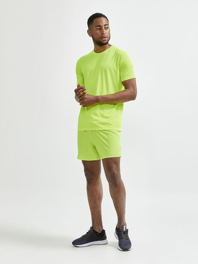 1908763-851000_ADV-Essence-5-Inch-Stretch-Shorts_Closeup5