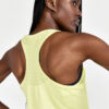 1908770-541000_ADV-Essence-Singlet-W_Closeup4