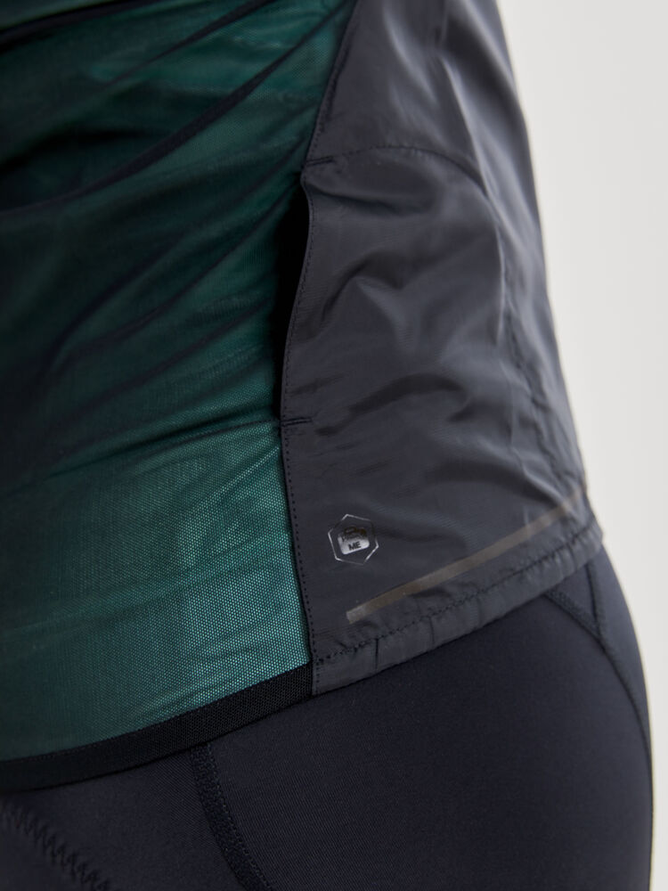 1908793_999000_Essence-Light-Wind-Vest_C3