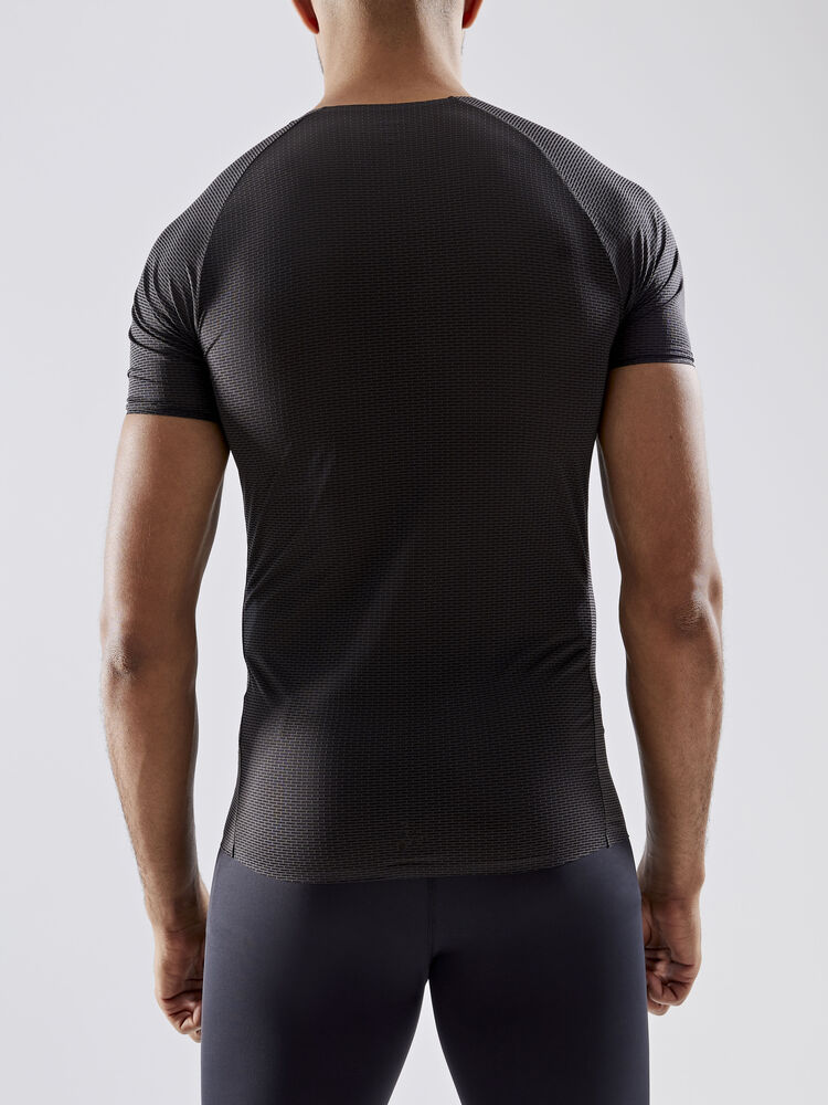 1908851-999000_Pro-Dry-Nanoweight-SS_Closeup2