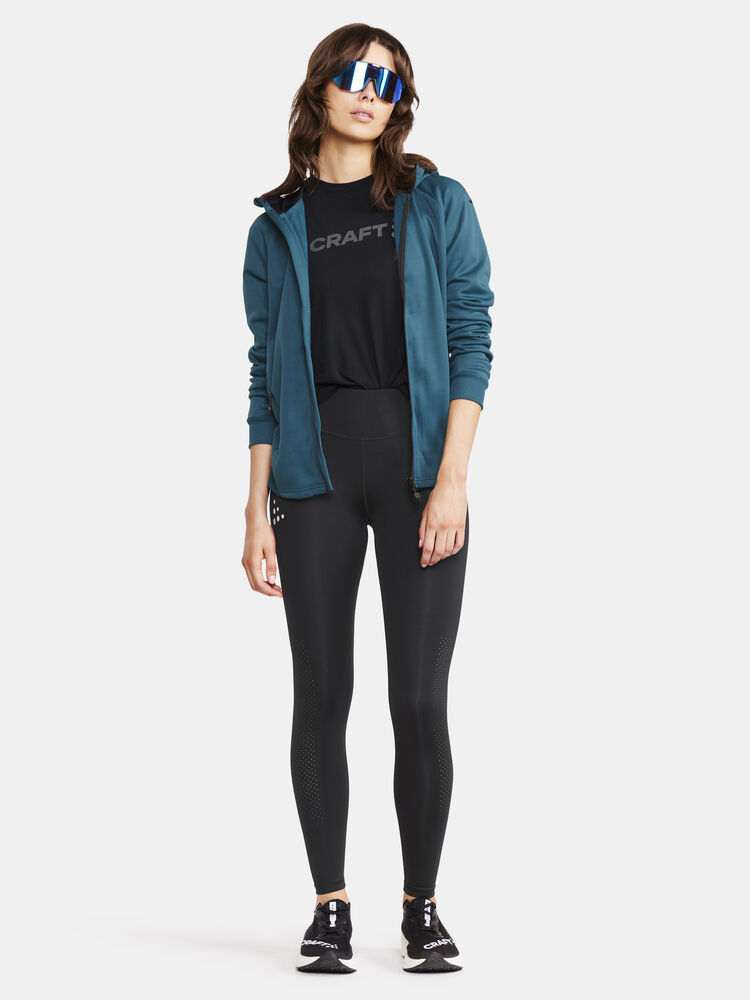 1909133-678000_Adv-Unify-Fz-Hood-W_closeup5