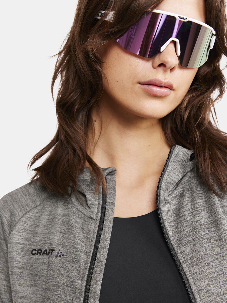 1909133-975000_Adv-Unify-Fz-Hood-W_closeup4