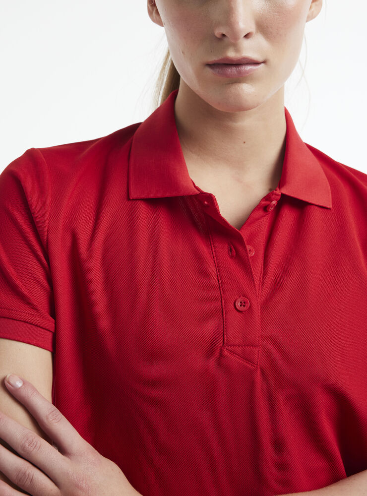 1909139-430000_CORE-Unify-Polo-Shirt-W_Closeup3