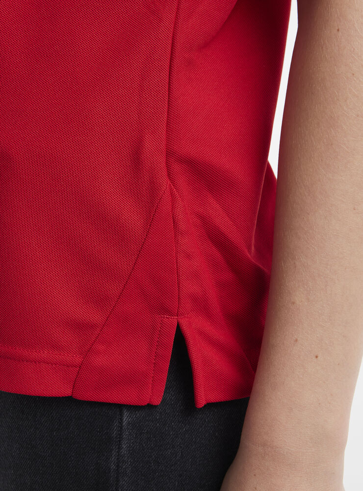 1909139-430000_CORE-Unify-Polo-Shirt-W_Closeup4