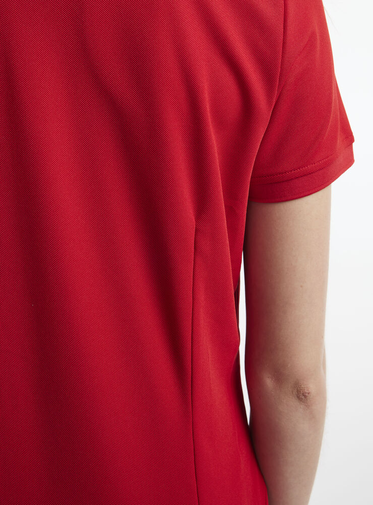 1909139-430000_CORE-Unify-Polo-Shirt-W_Closeup5