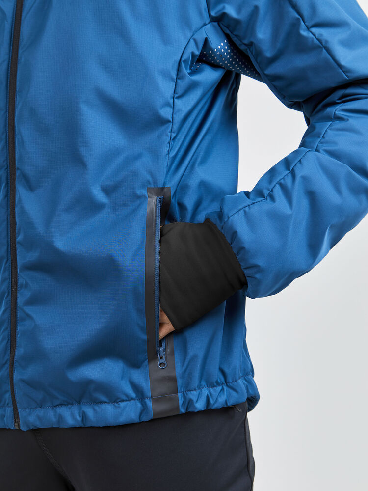 1909491-349914_ADV-Sport-Tech-Jacket-2.0_Closeup5