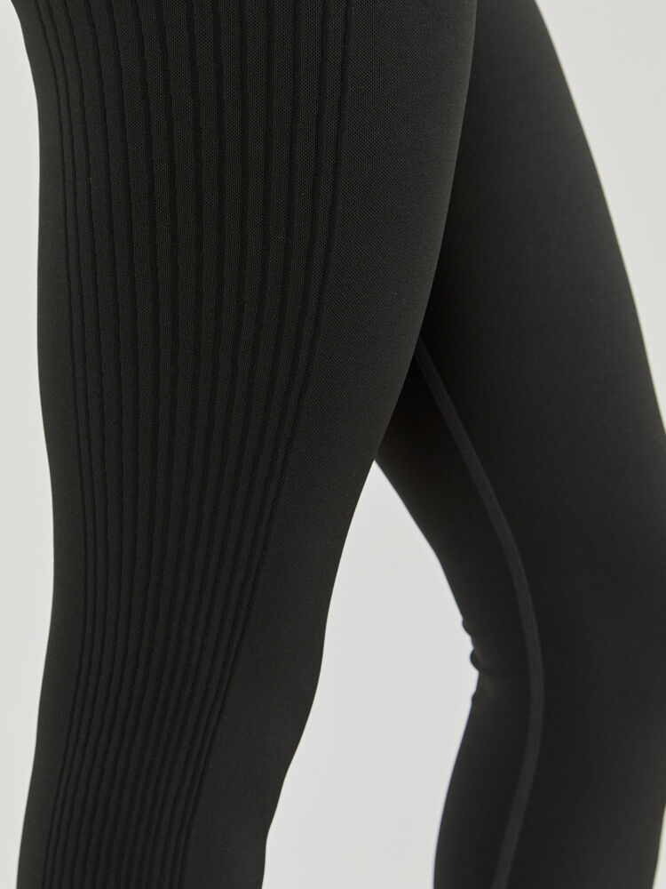 1909624-999000_ADV-Charge-Fuseknit-Tights_Closeup3