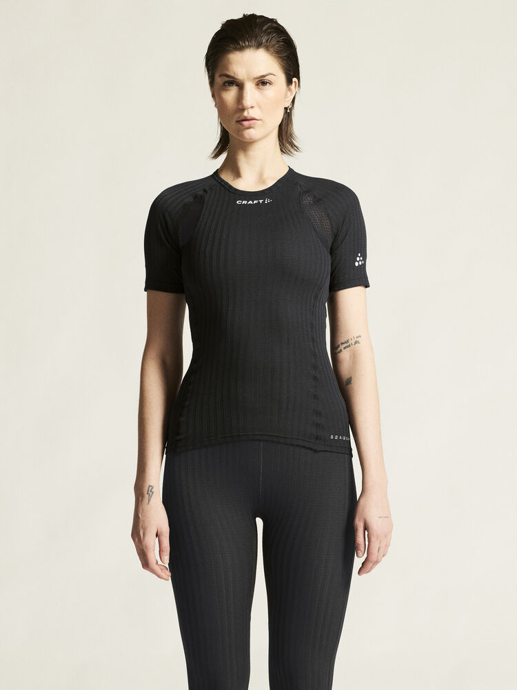 1909672-999000_Active-Extreme-X-RN-SS-W_closeup4