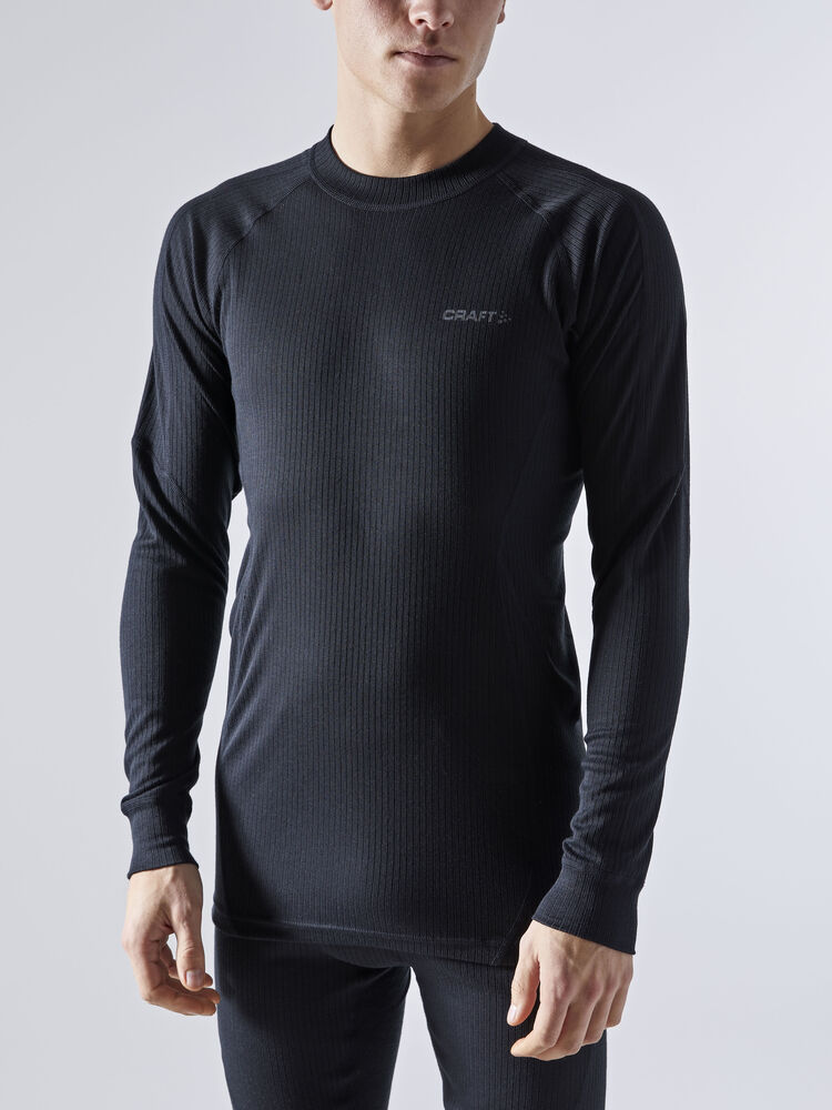 1909707-999000_CORE-Dry-Baselayer-Set_Closeup1