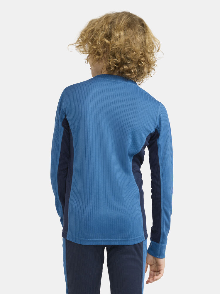 1909713-337396_CORE-Dry-Baselayer-Set-J_Closeup2