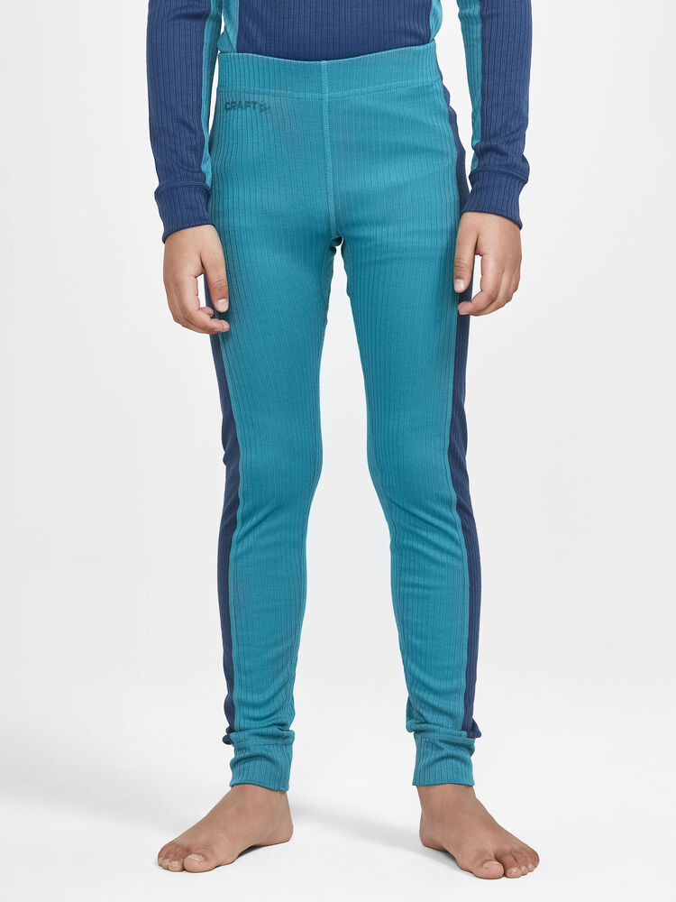 1909713-698625_CORE-Dry-Baselayer-Set-J_Closeup4