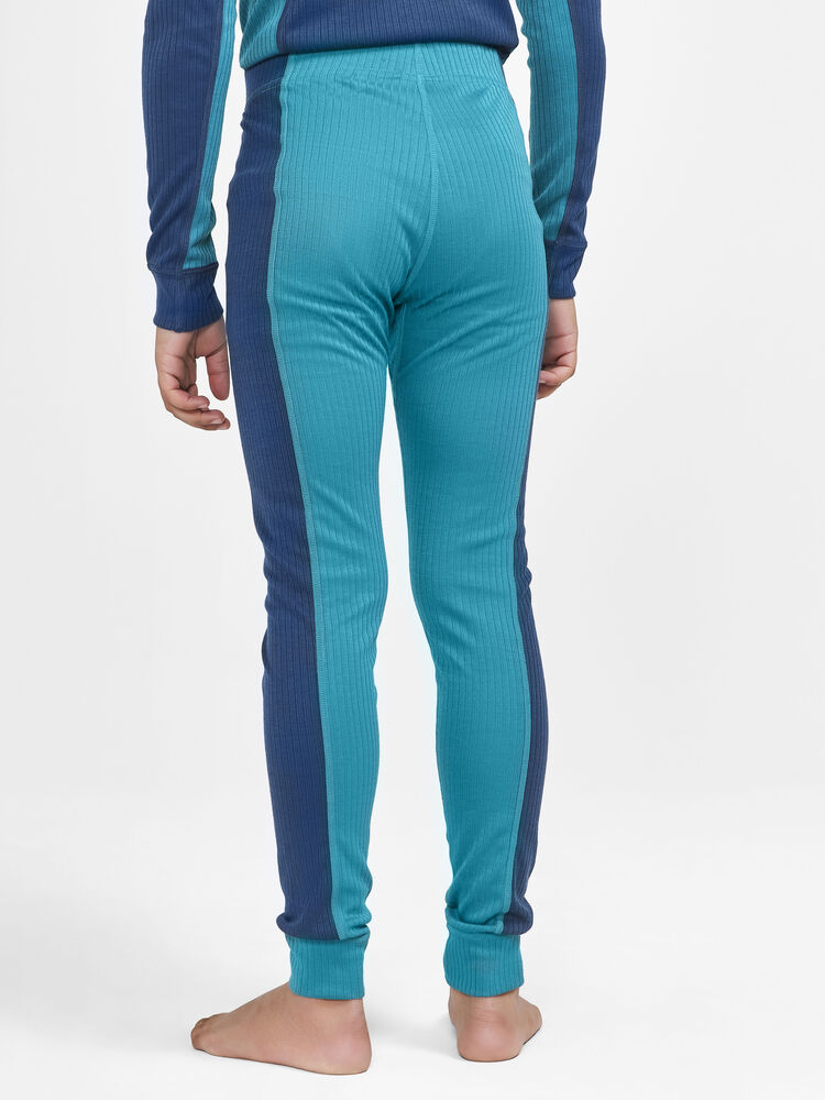 1909713-698625_CORE-Dry-Baselayer-Set-J_Closeup5