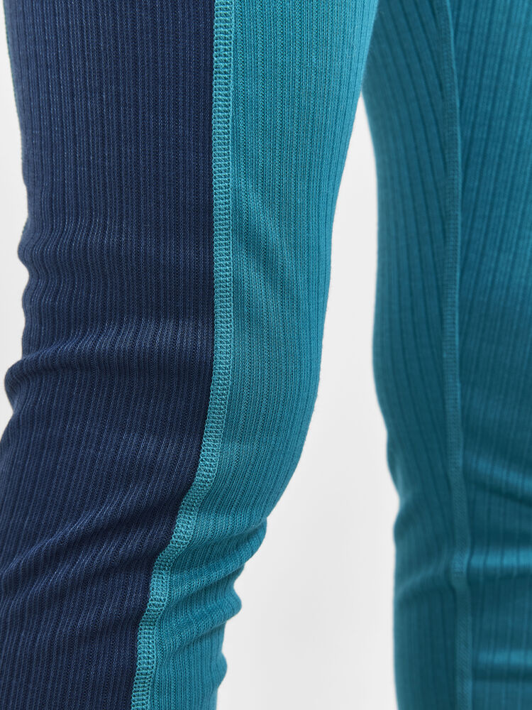 1909713-698625_CORE-Dry-Baselayer-Set-J_Closeup6