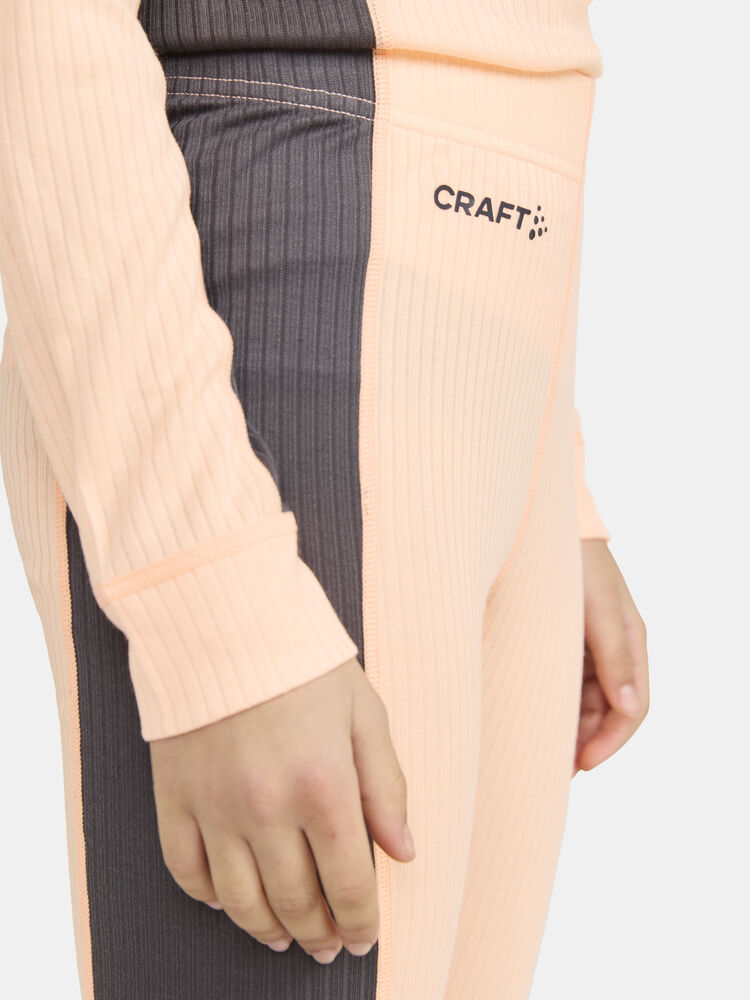 1909713-840985_CORE-Dry-Baselayer-Set-J_Closeup5