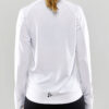 1910161-900000_Evolve-Crew-Neck-W_Closeup3