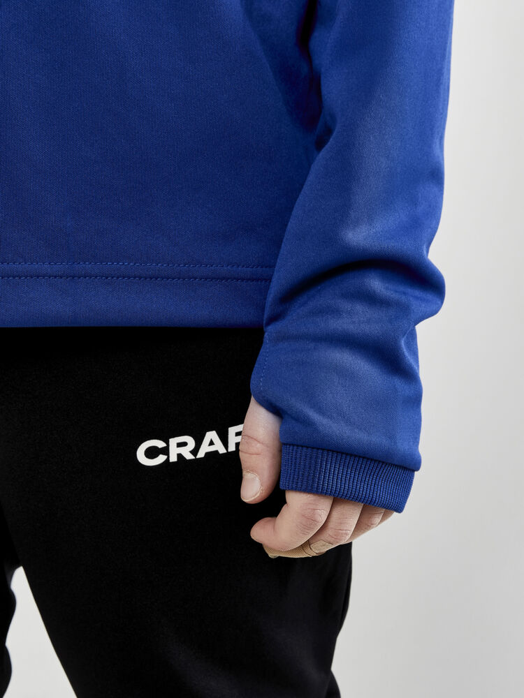 1910162-346000_Evolve-Crew-Neck-JR_Closeup5