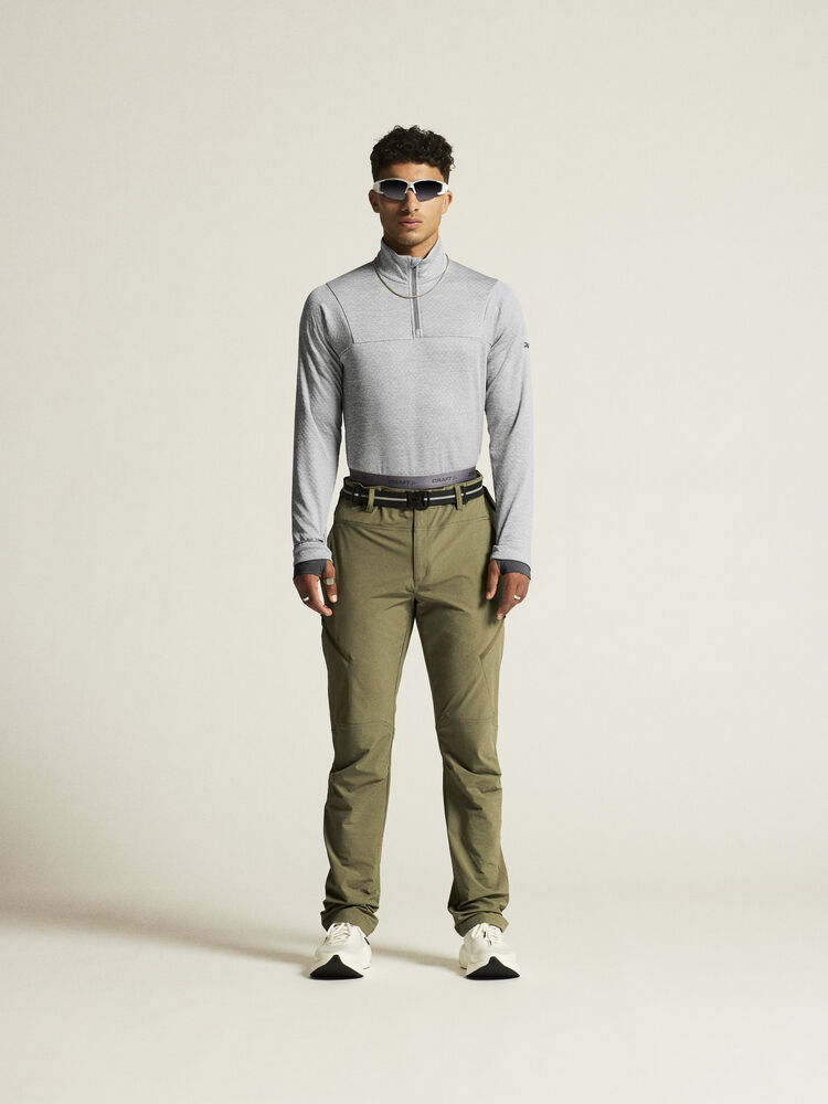 1910392-664000_ADV-Explore-Tech-Pants-M_closeup7