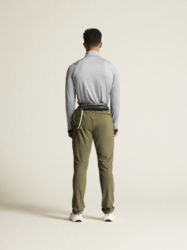 1910392-664000_ADV-Explore-Tech-Pants-M_closeup9