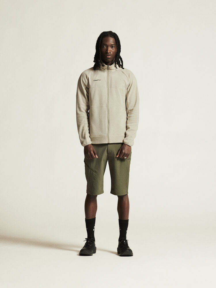 1910396-608000_ADV-Explore-Fleece-Midlayer-M_closeup1