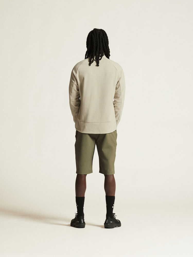 1910396-608000_ADV-Explore-Fleece-Midlayer-M_closeup3