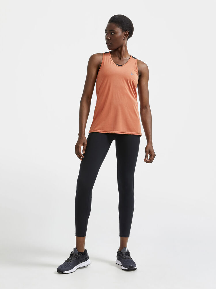 1910507-999000_ADV-Charge-Perforated-Tights-W_Closeup4