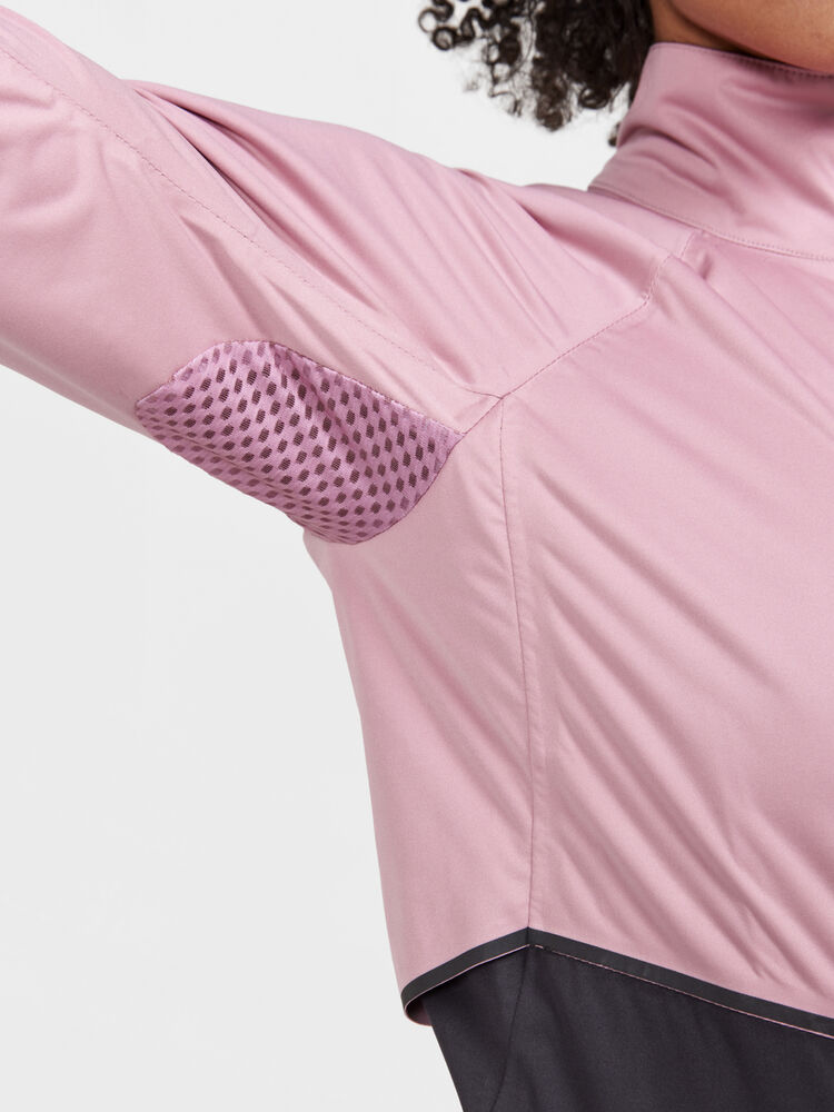 1910559-743992_Adv-Endur-Hydro-Jacket-W_Closeup6