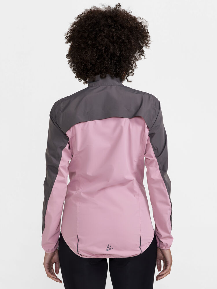 1910566-985743_Core-Endur-Hydro-Jacket-W_Closeup2