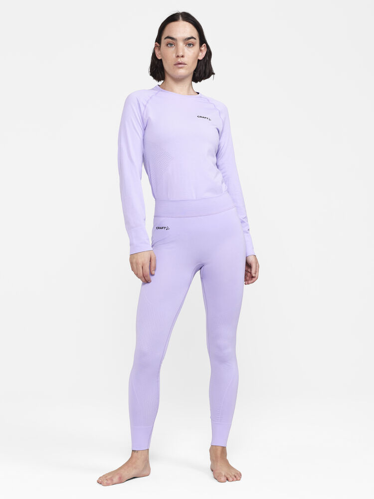 1911168-723000_CORE-Dry-Active-Comfort-LS-W_Closeup4