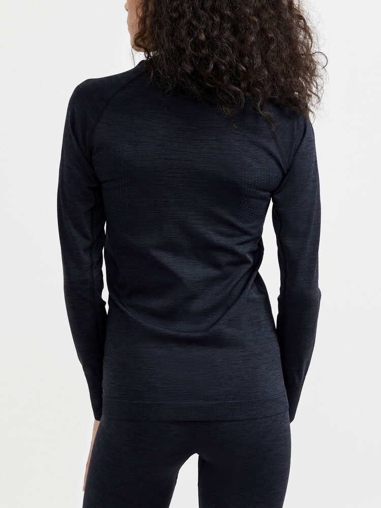 1911168-999000_CORE-Dry-Active-Comfort-LS-W_Closeup2