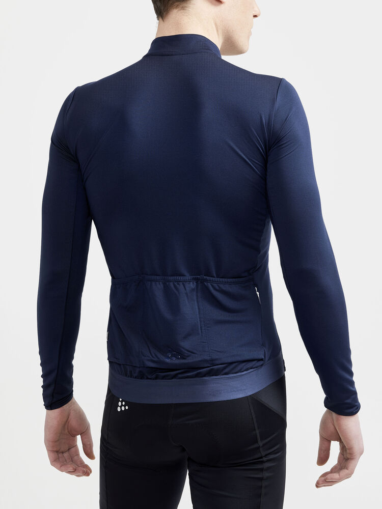 1911179-396000_ADV-Bike-Essence-LS-Jersey-M_Closeup2