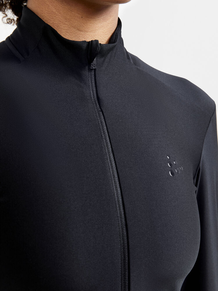 1911435-999000_ADV-Bike-Essence-LS-jersey-W_Closeup4