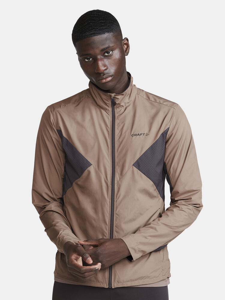 1911443-244992_ADV-Essence-Wind-Jacket-M_Closeup1