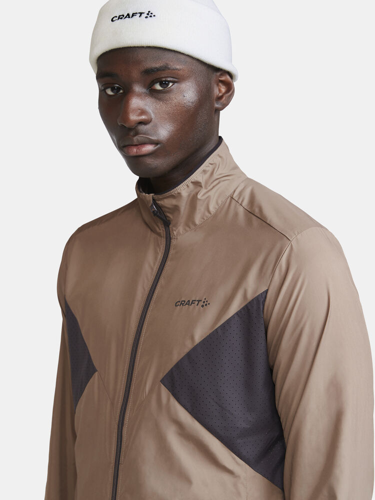 1911443-244992_ADV-Essence-Wind-Jacket-M_Closeup5