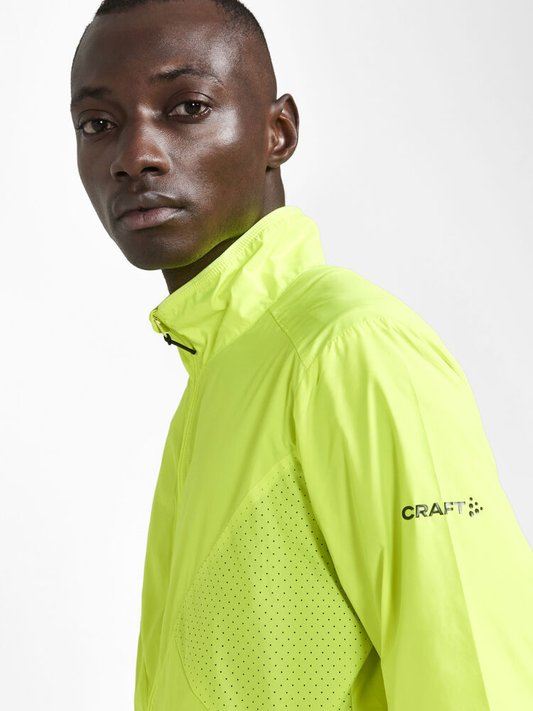 1911443-851000_ADV-Essence-Wind-Jacket-M_Closeup3