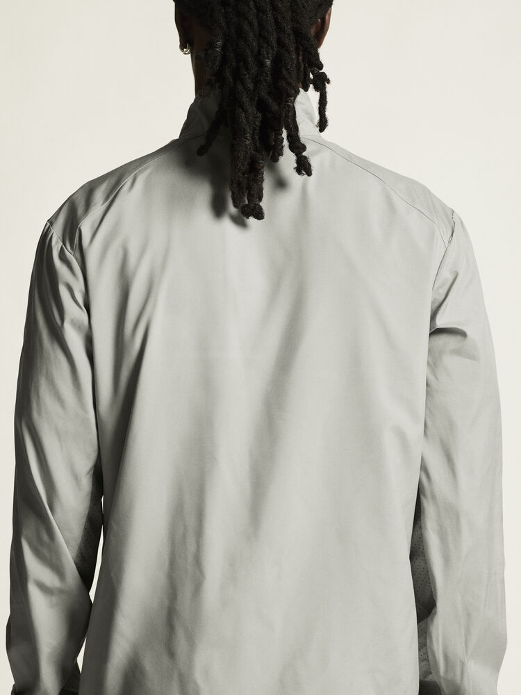 1911443-918000_-ADV-Essence-Wind-Jacket-M_closeup6
